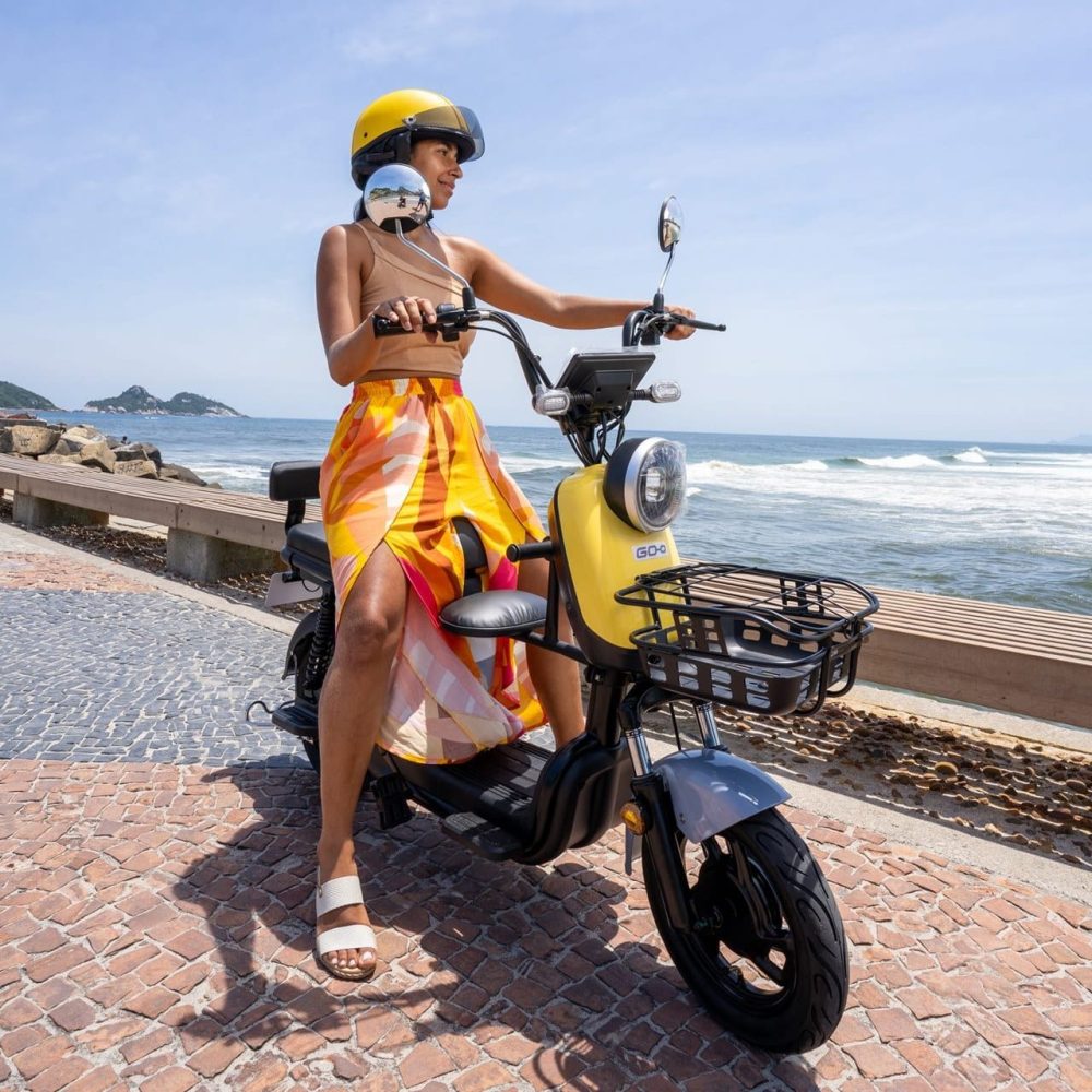 bicicleta-eletrica-modelo-g5-banana-split-ciclista-praia-rio-de-janeiro-orla